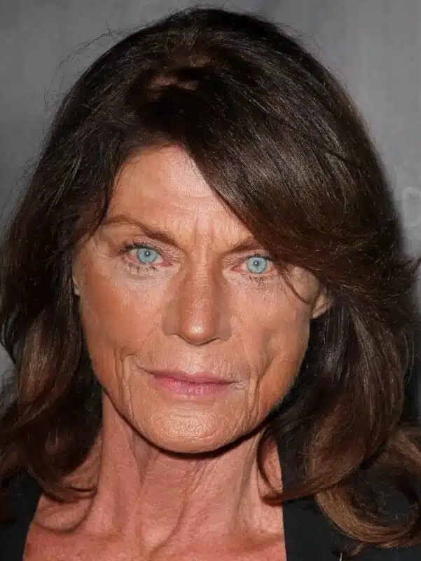 Meg Foster aujourd'hui, visage serein