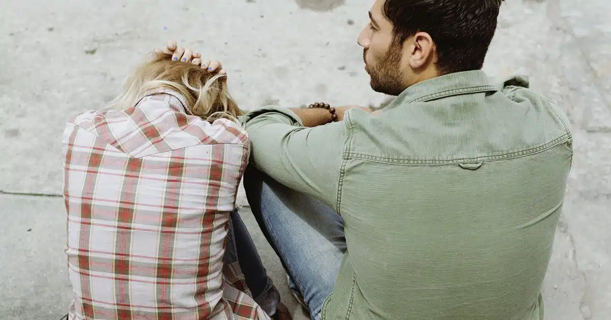 10 signes que votre partenaire n’est plus amoureux(se) de vous