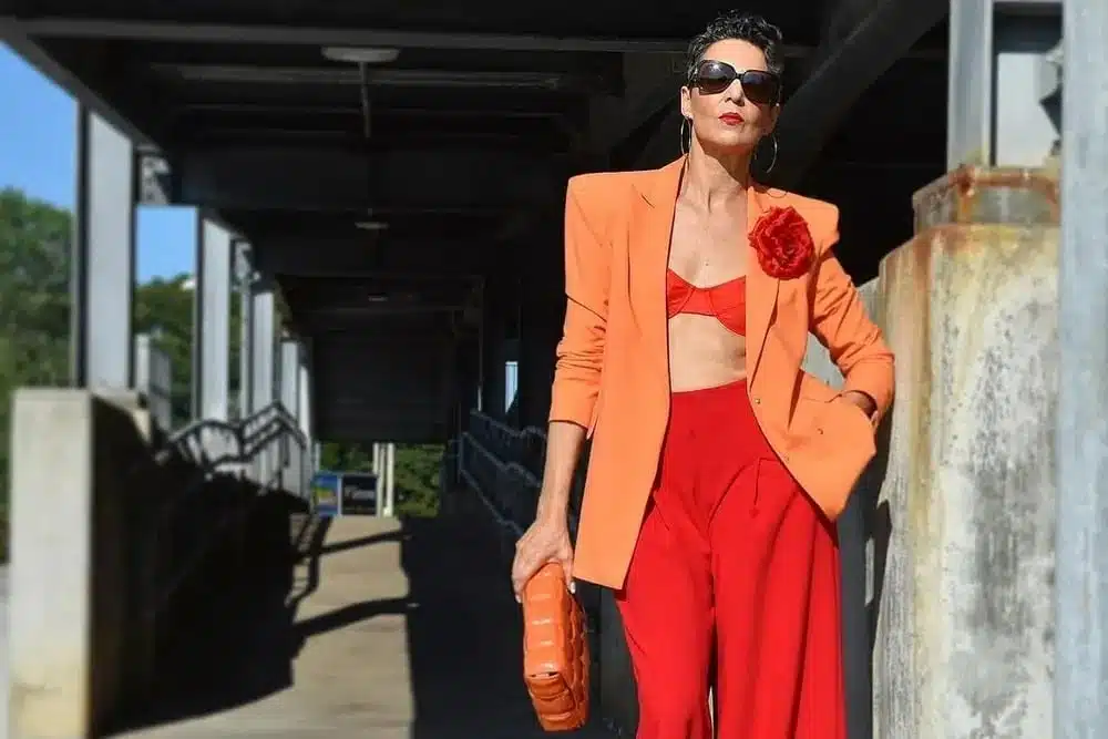 Cheveux avec des mèches naturelles