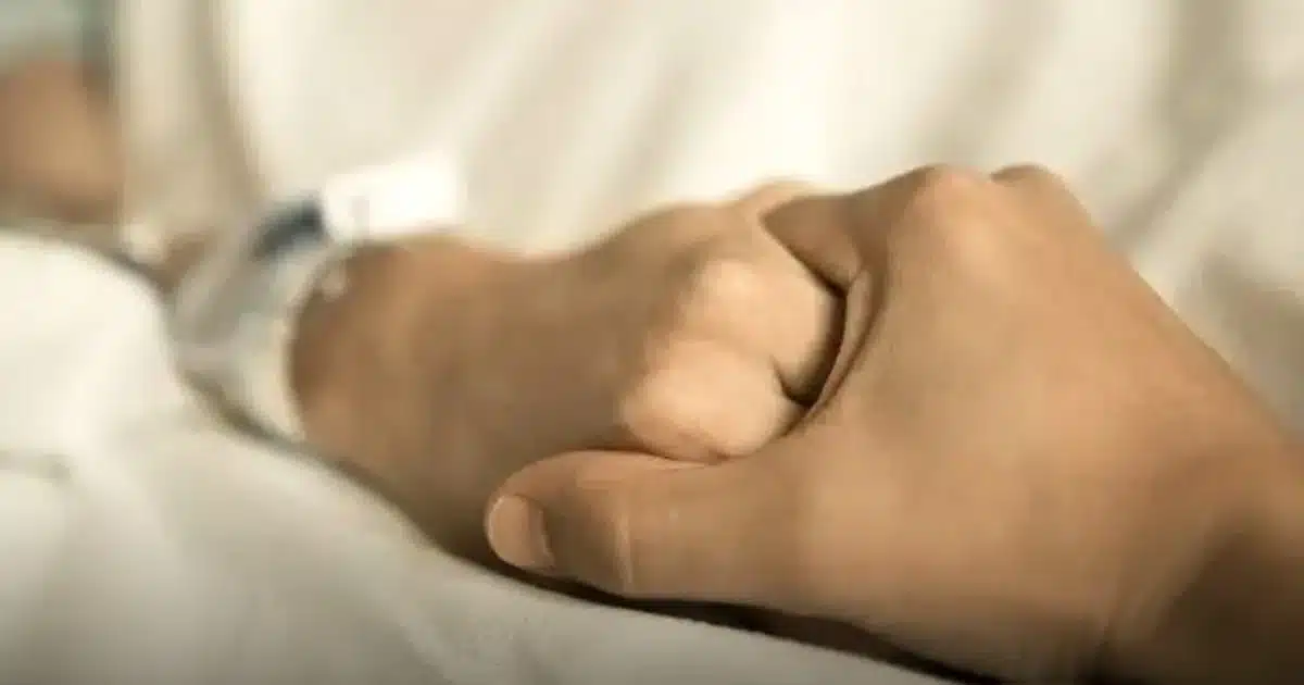 5 signes que les personnes voient avant leur mort