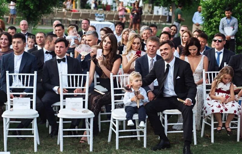 Moment émouvant de la cérémonie de mariage