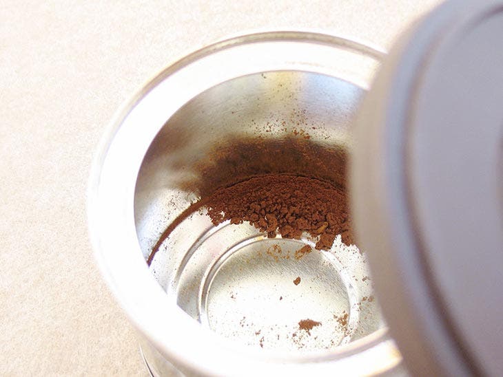 Boîte de conserve de café. source : spm