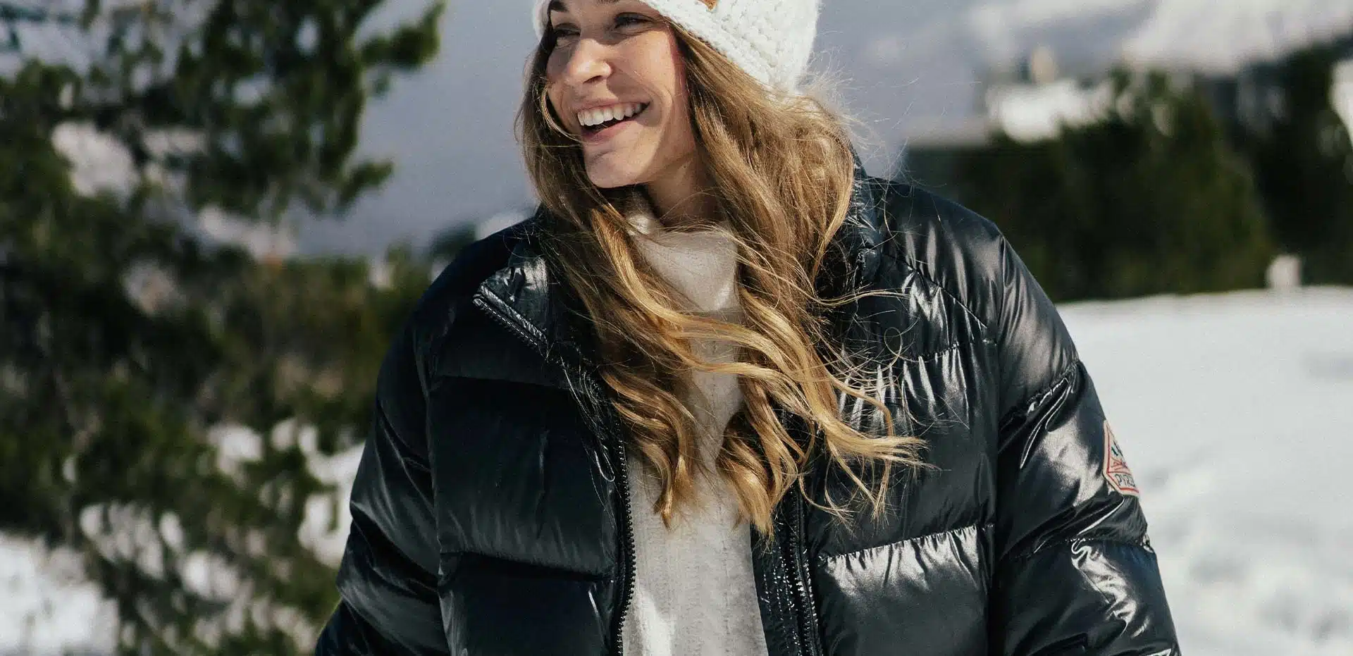 Détail d'une doudoune de qualité montrant son rembourrage gonflant