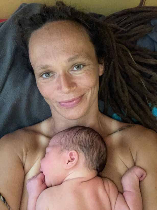 Josy Peukert et son bébé