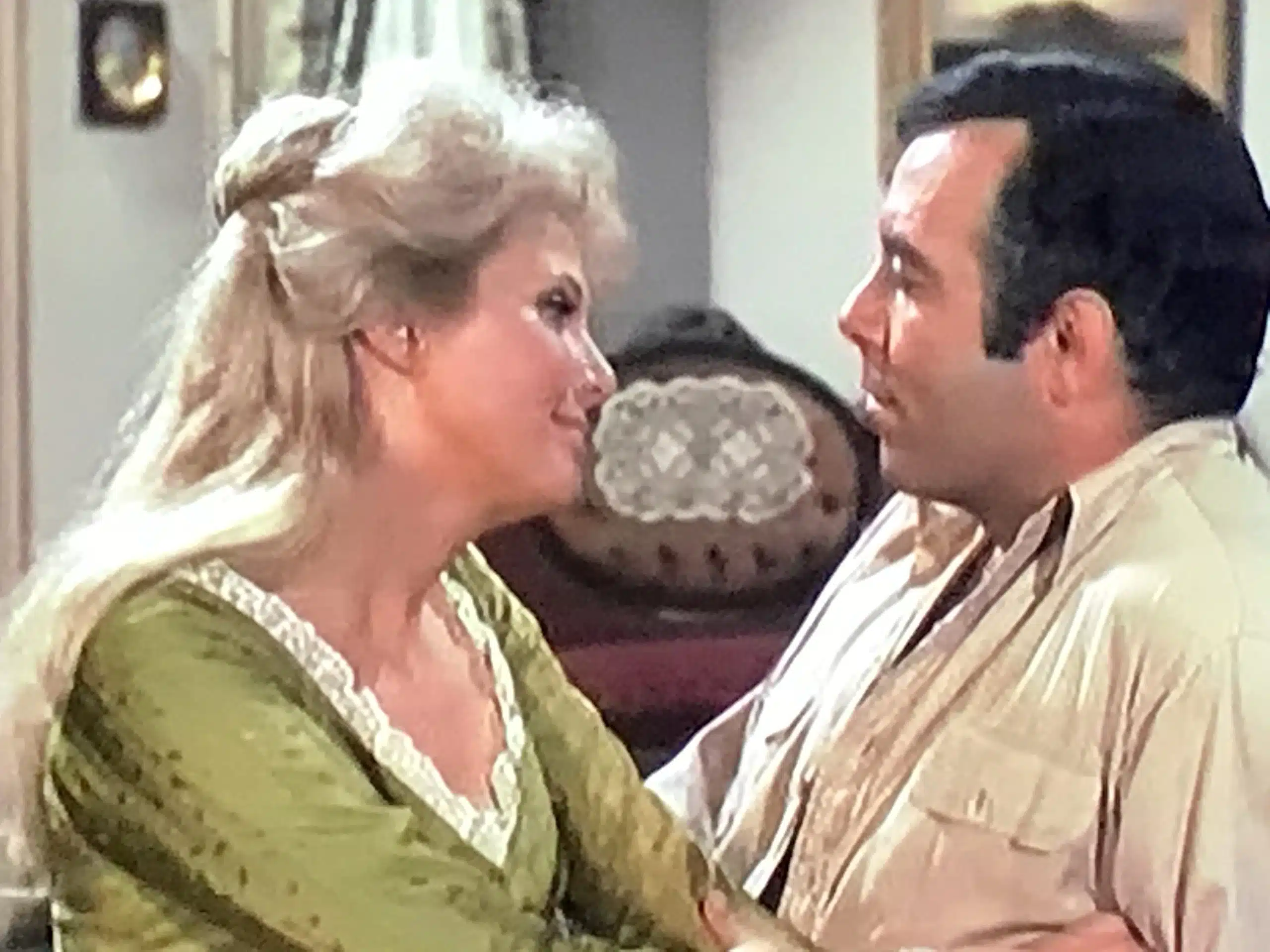 Pernell Roberts dans son rôle du Dr Trapper John