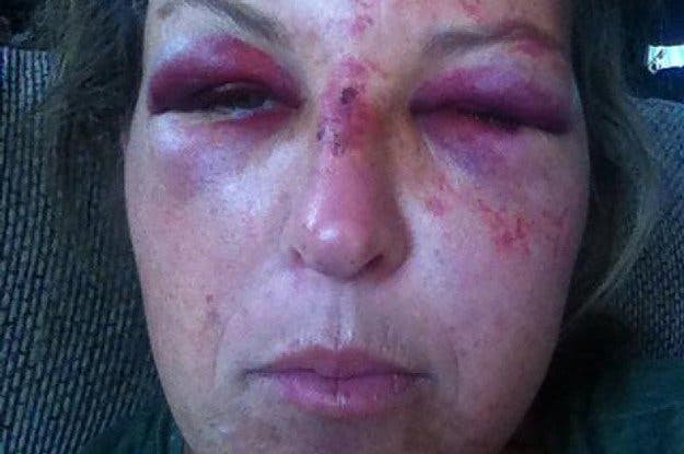 Un père ivre et violent arrive chez la mère d’accueil