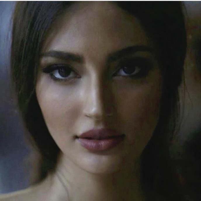 Une jolie femme3