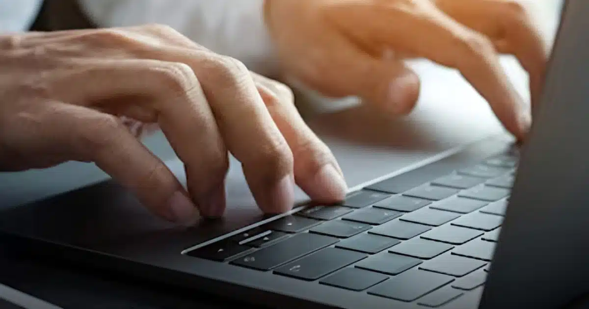 Comment reconnaître un texte rédigé par une intelligence artificielle (comme Chat Gpt)