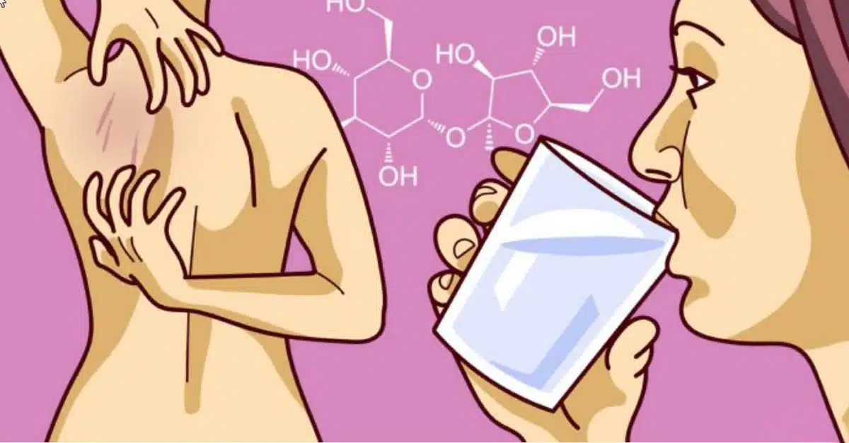 Femme buvant de l'eau avec expression inquiète