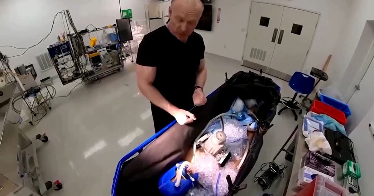 Corps humain cryogénisé