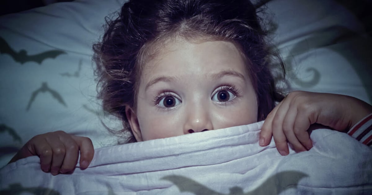 J’ai laissé mon fils à la maison avec une baby-sitter – en pleine journée, il m’a appelée et a chuchoté : ‘Maman, j’ai peur. Rentre à la maison.’