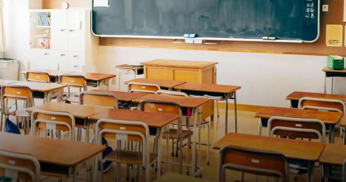 J’ai travaillé en tant qu’enseignante dans une école publique, et cela m’a conduite à opter pour l’instruction en famille pour mes enfants