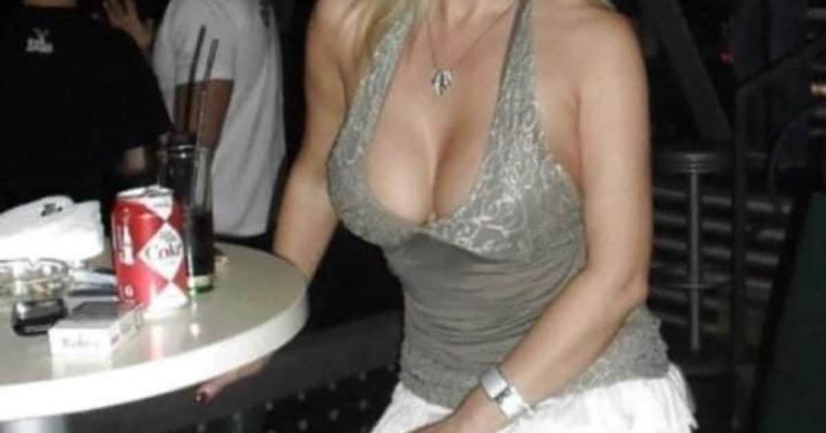 Je m'appelle Bérangère, j'ai 44 ans. J'ai été marié pendant dix ans. Notre mariage ne s'est pas terminé à cause de nous, il s'est terminé à cause de ma belle mère