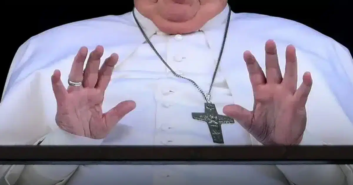 Le geste bouleversant du pape François avant sa mort