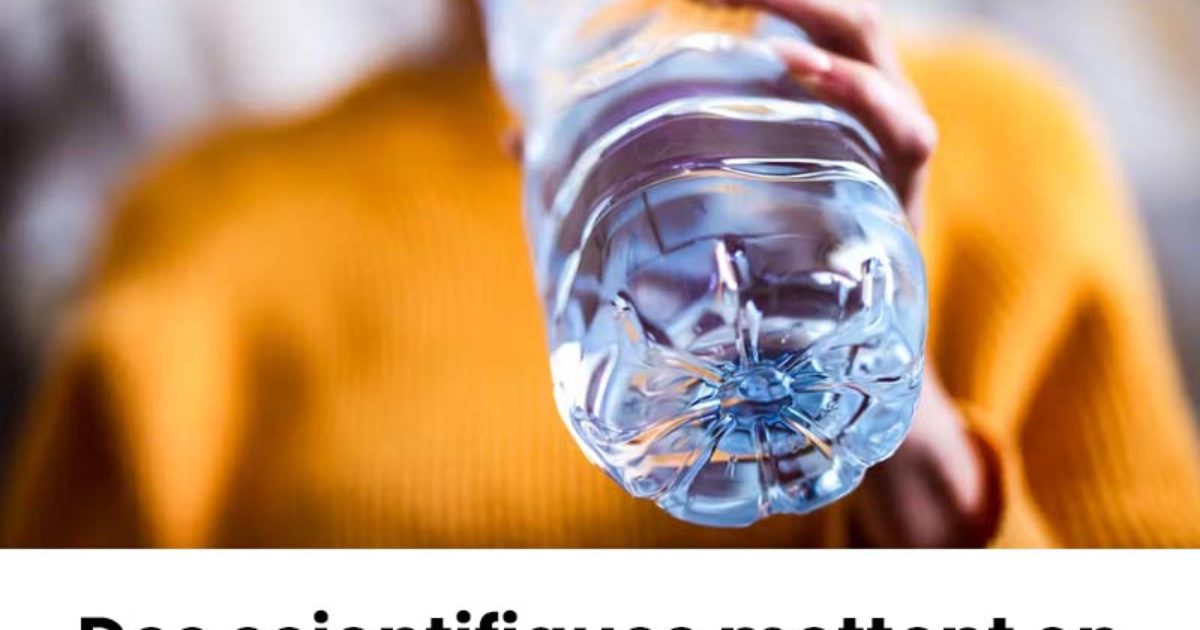 L'eau en bouteille pourrait contenir des milliers de microparticules de plastique