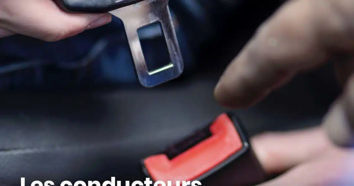 Les conducteurs commencent seulement à comprendre à quoi sert le bouton de leur ceinture de sécurité