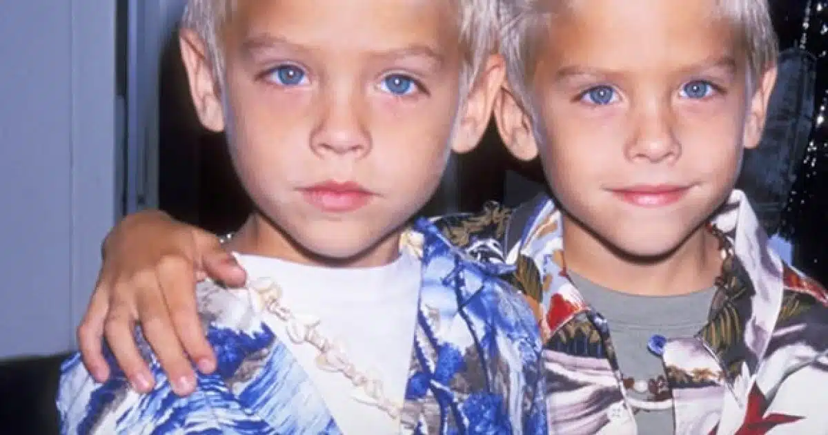 Les jumeaux Sprouse : que sont-ils devenus aujourd’hui ?