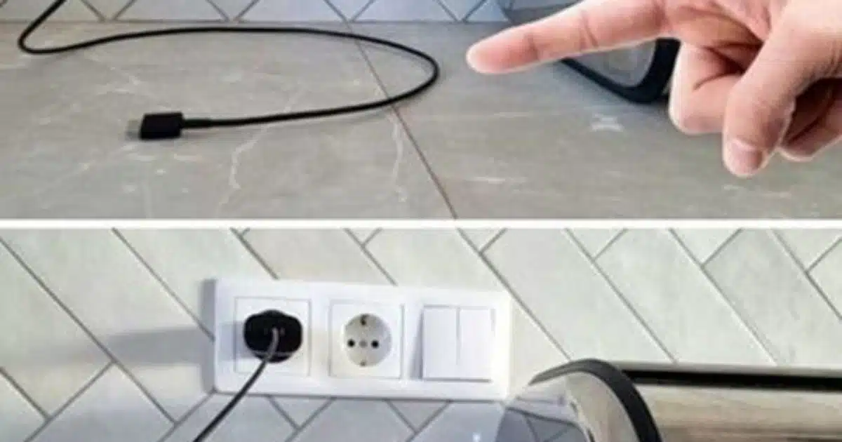 Ne laissez jamais un chargeur dans la prise sans votre téléphone : je vous dévoile les 3 principales raisons