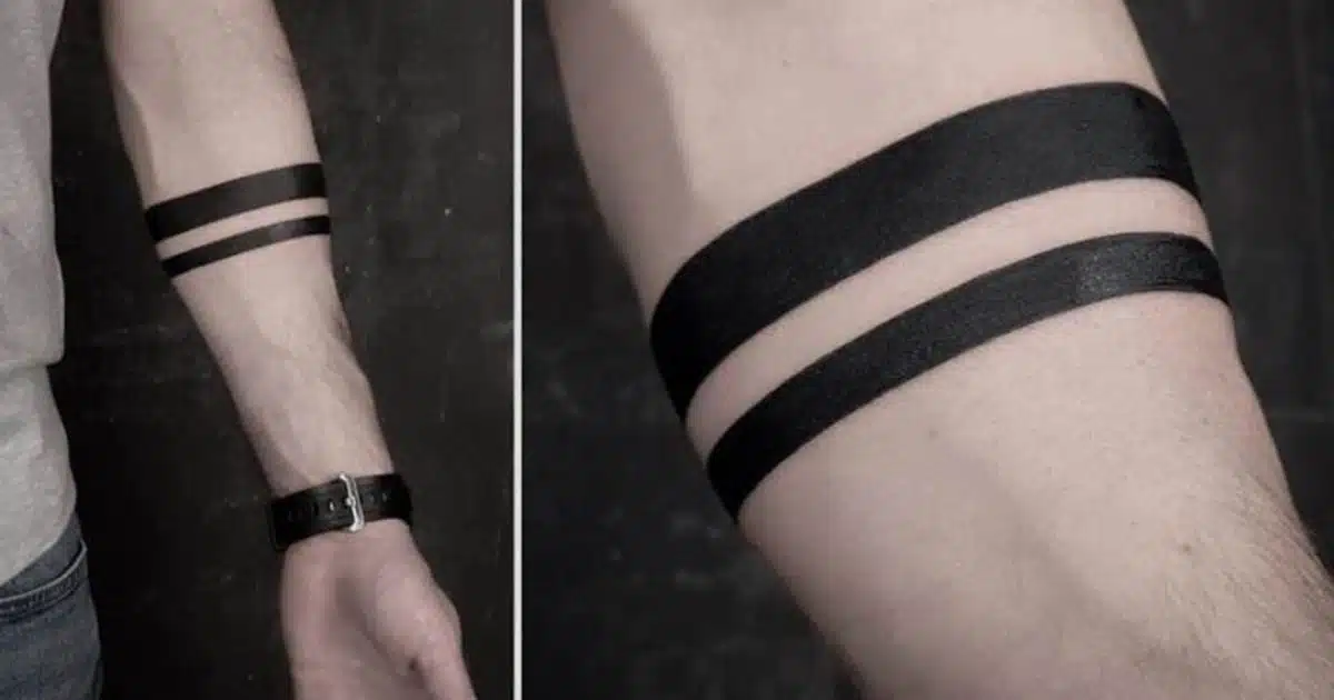 Que signifie le tatouage minimaliste à bandes noires ?