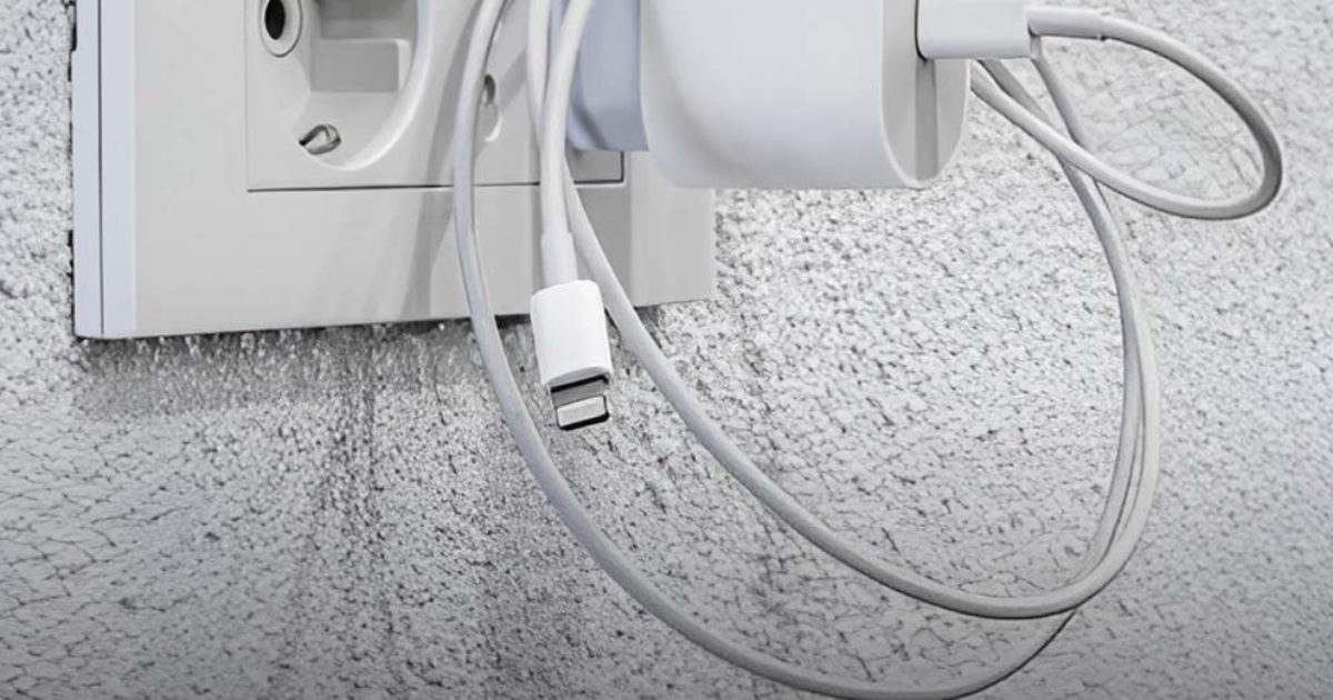 Quels sont les risques à laisser un chargeur branché à vide ?