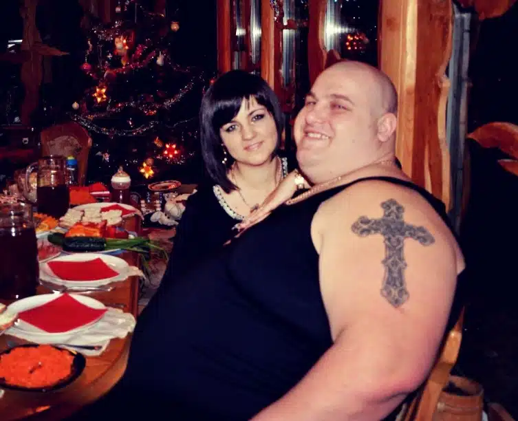 Arkadiy et sa femme en train de s'entraîner ensemble, après l'émission