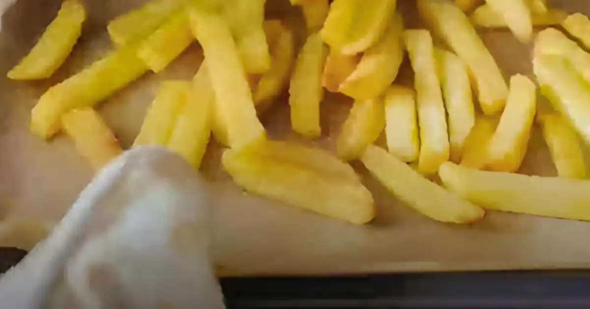 Tout le monde s'est trompé en suivant les instructions « retourner à mi-cuisson », voici la vraie signification