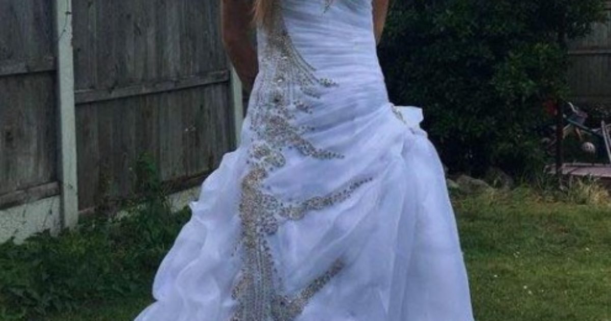 Trois jours avant le mariage, il l’a abandonnée, mais elle s’est tout de même présentée à l’autel