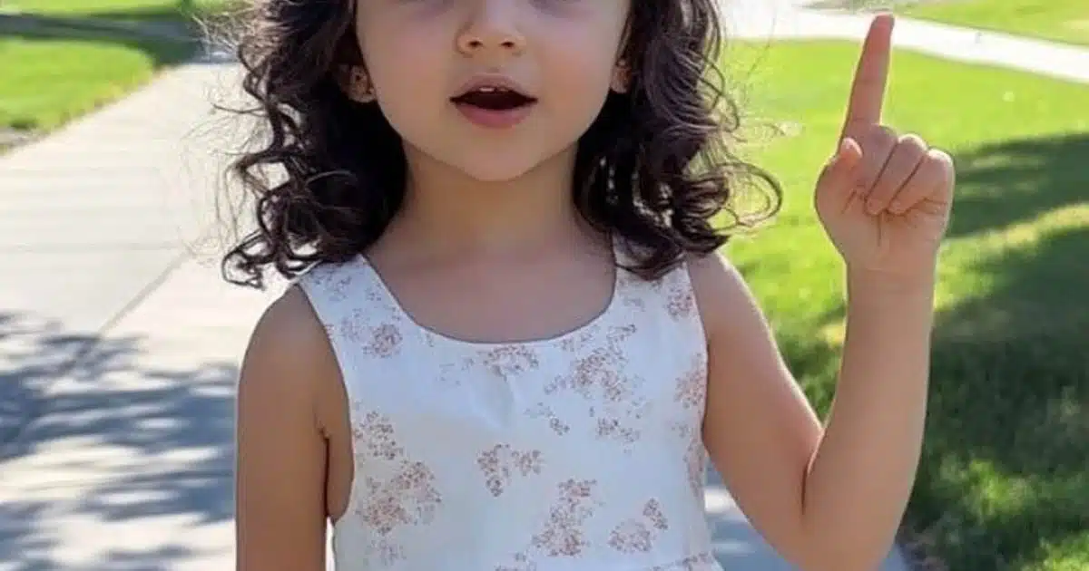Une petite fille m'a arrêté dans la rue et m'a dit : « Ta photo est dans le portefeuille de ma mère ! » Quand j'ai vu sa mère, j'étais sans voix