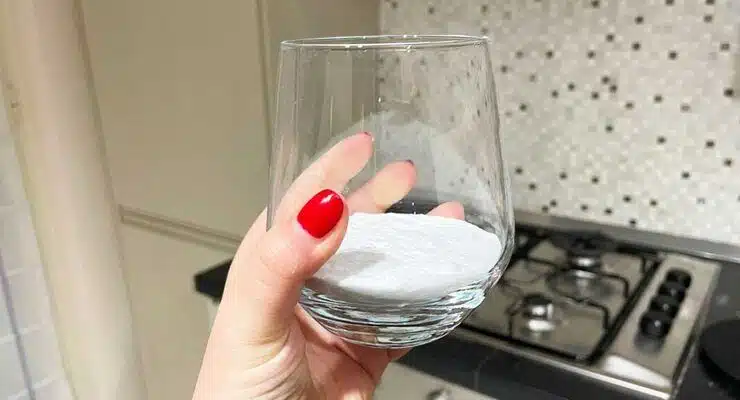 Utilisation du bicarbonate pour le nettoyage